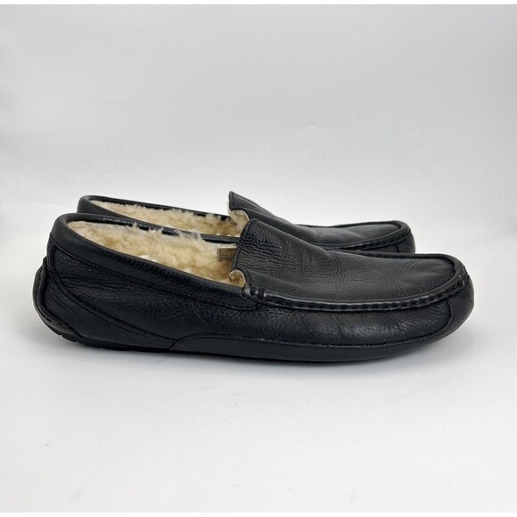 UGG Ascot Slipper Mens Size 11 Black Full Grain Leather Genuine Sheepskin 5379 main image 5